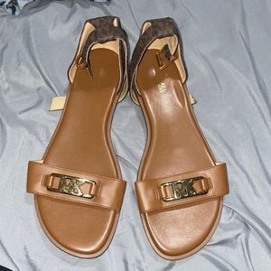 MK WOMENS BROWN LEATHER SANDAL